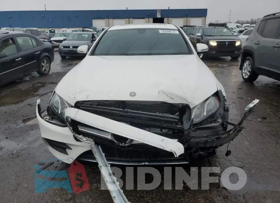 WDDZF4KB8HA127022 Photo# 5