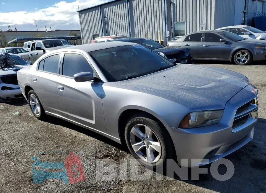 2C3CDXBG8EH275465 Photo# 4