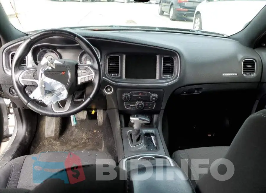 2C3CDXCT7GH196139 Photo# 8