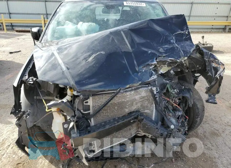 2C4RDGEG8KR618069 Photo# 7