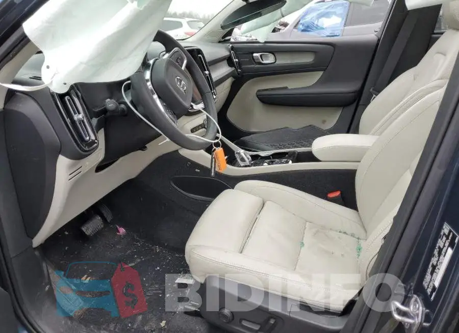 YV4162UL8N2646852 Photo# 7