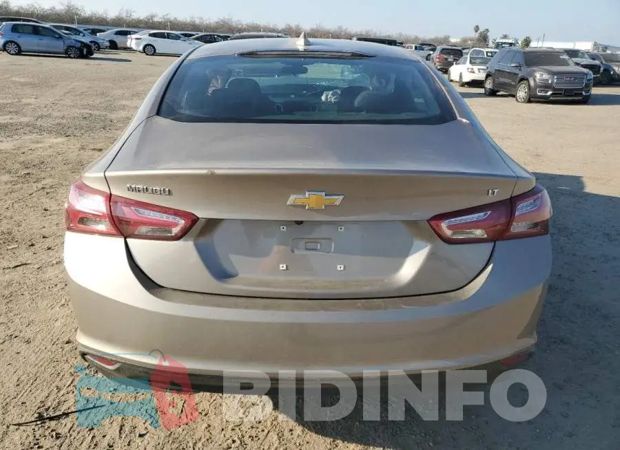 1G1ZD5ST3NF193807 Photo# 6