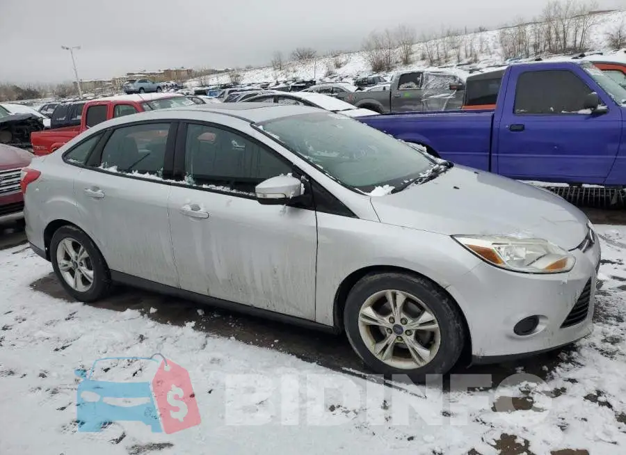 1FADP3F21EL312749 Photo# 4