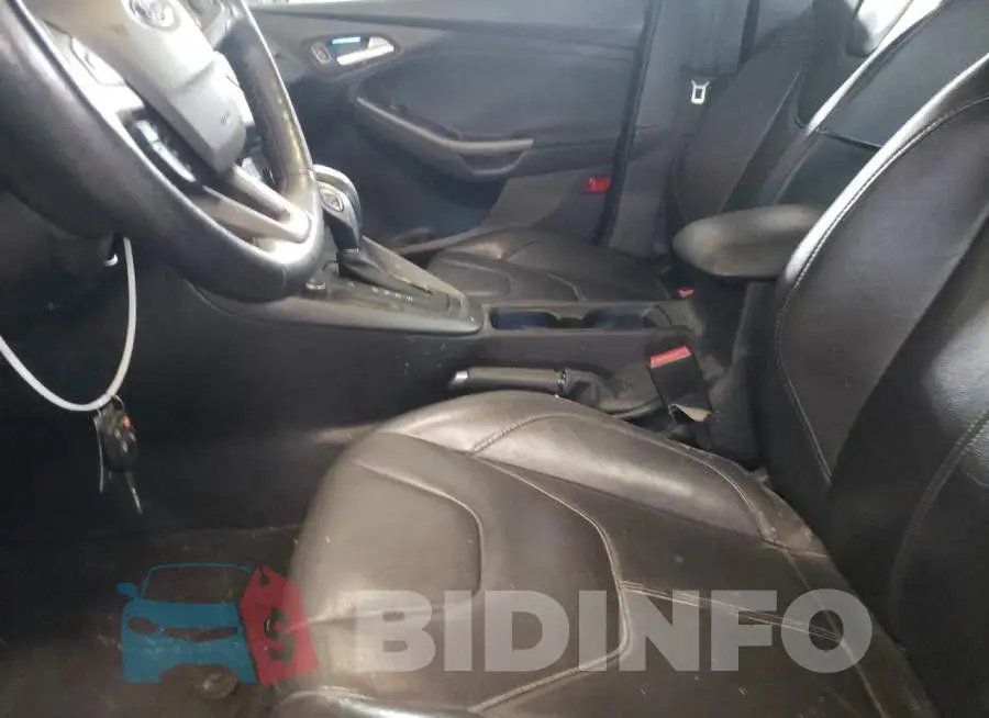 1FADP3F22FL264566 Photo# 7