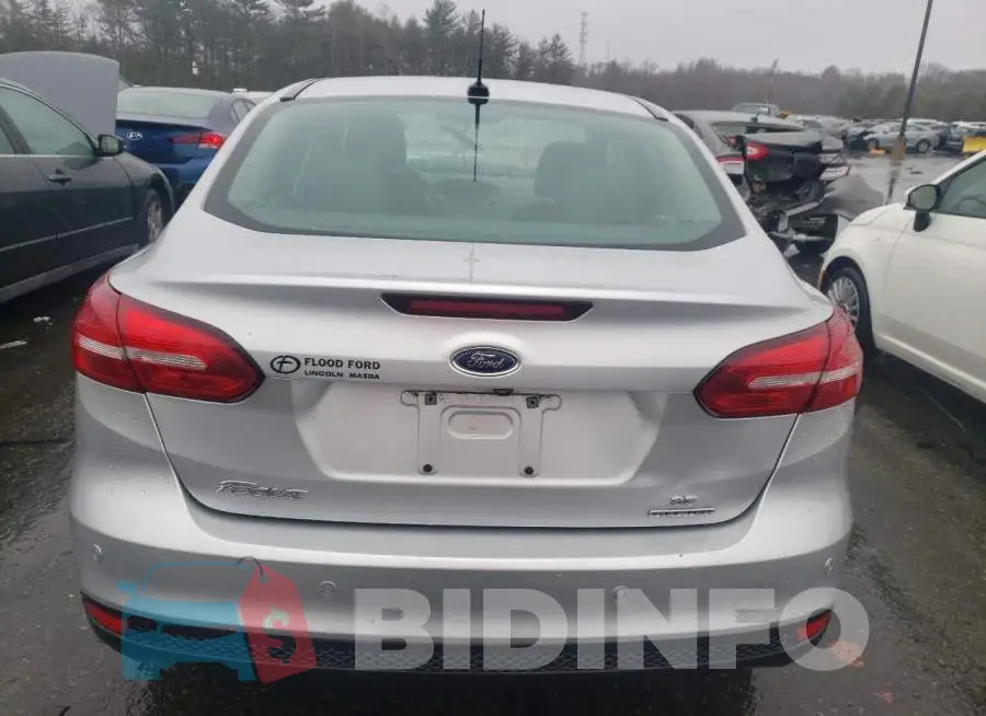 1FADP3F26GL332286 Photo# 6