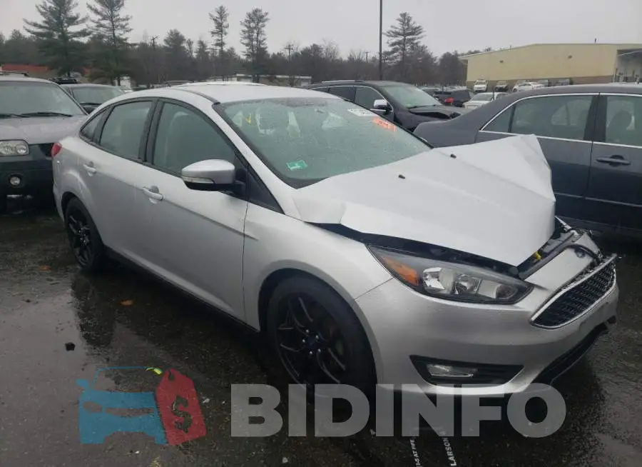 1FADP3F26GL332286 Photo# 4