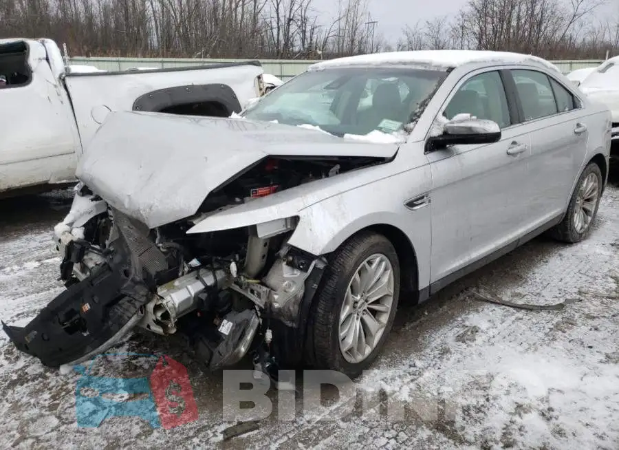 1FAHP2F8XJG130499 Photo# 1