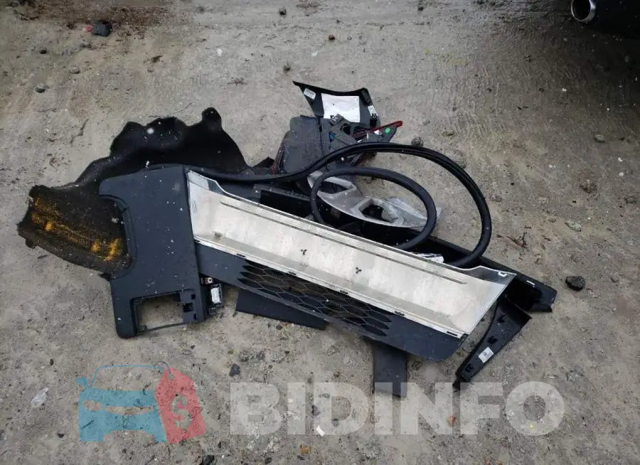 1FM5K8AB4NGA15898 Photo# 13
