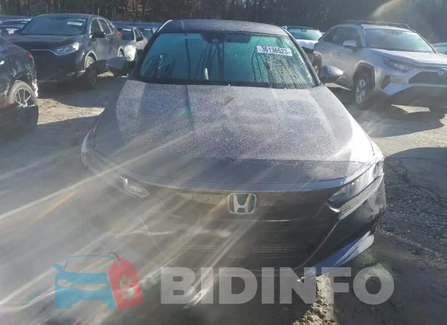 1HGCV1F38JA240772 Photo# 5
