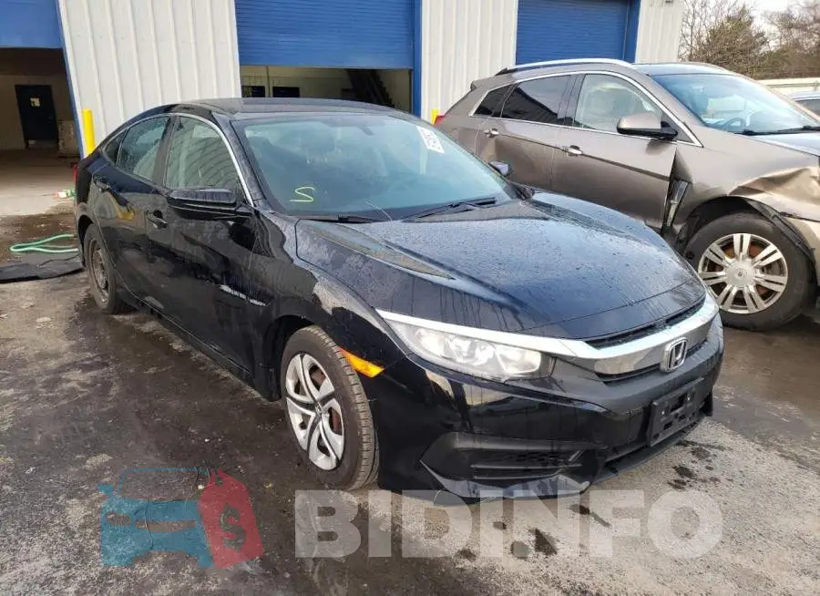 2HGFC2F53HH527667 Photo# 4