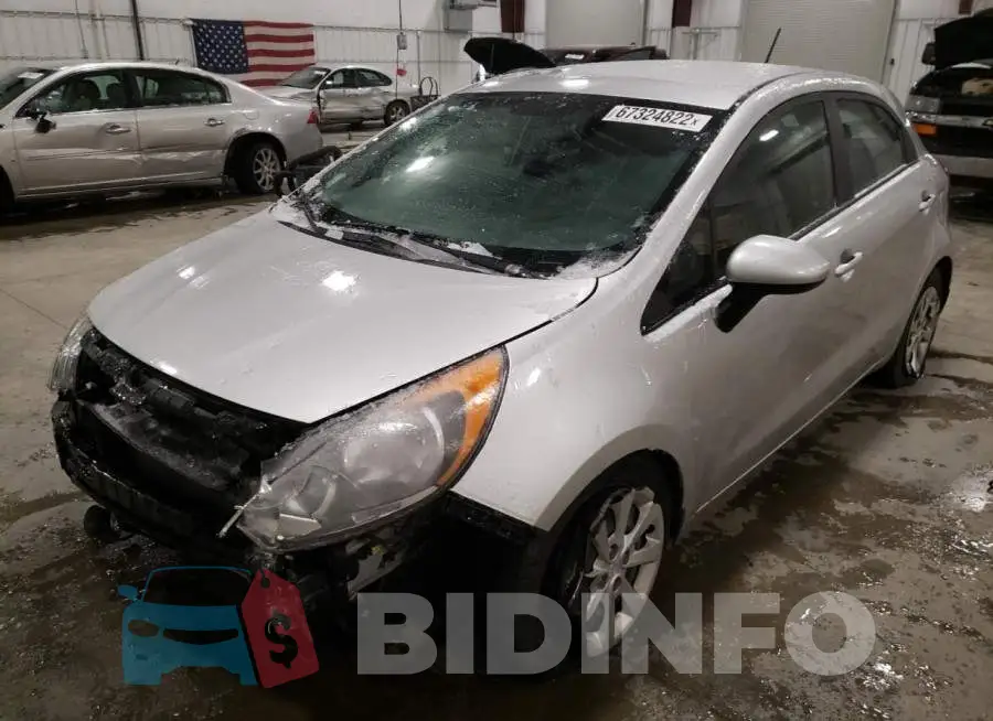 KNADM5A31G6676490 Photo# 2