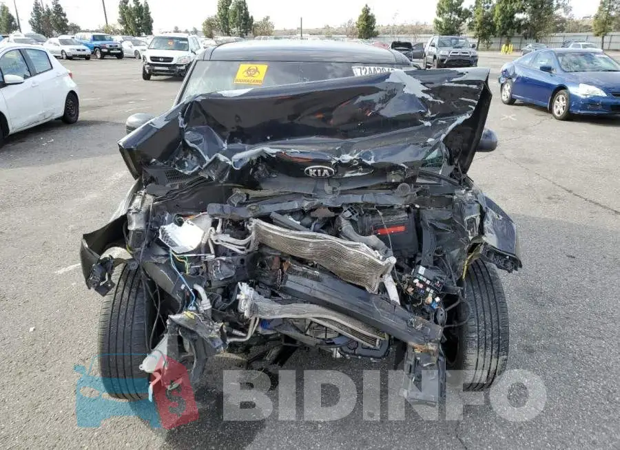 KNDJN2A27E7045632 Photo# 5