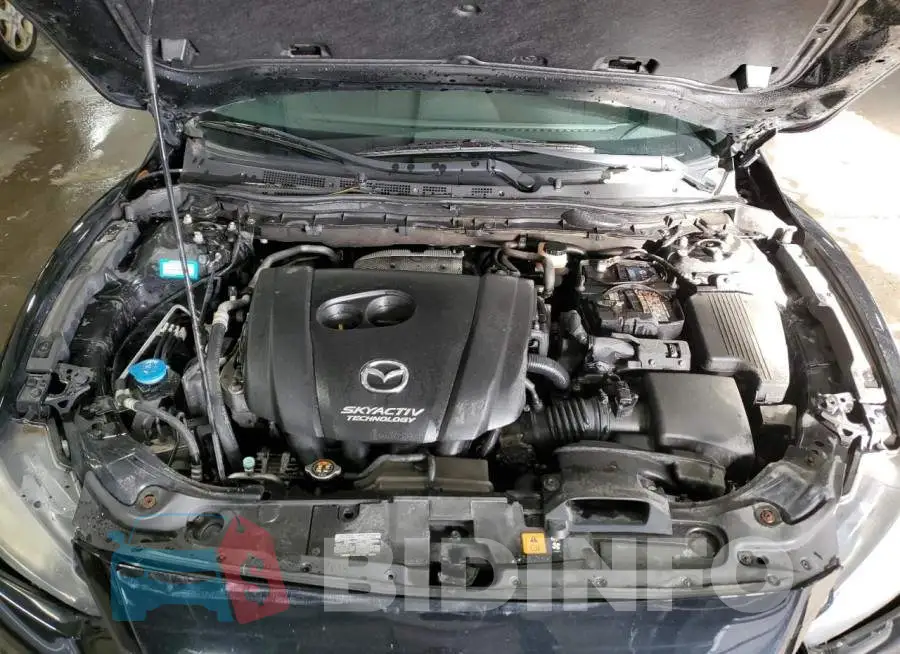 JM1GJ1V66E1120837 Photo# 11
