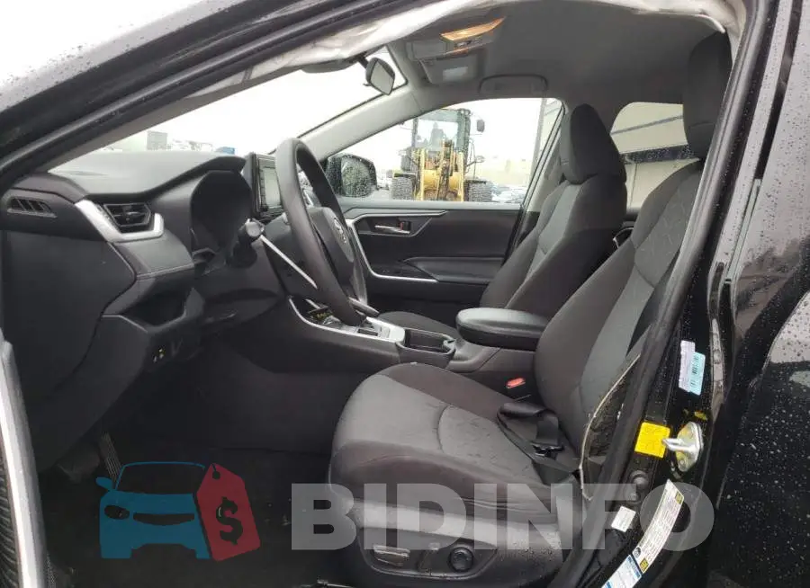2T3P1RFV3LC110111 Photo# 7