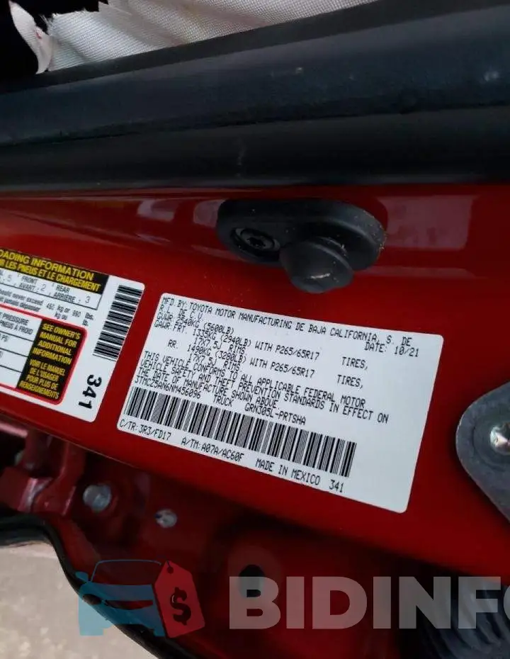 3TMCZ5AN6NM456096 Photo# 12