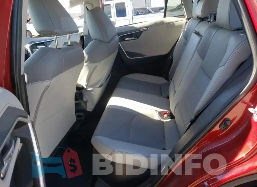 4T3D6RFV6MU054671 Photo# 11