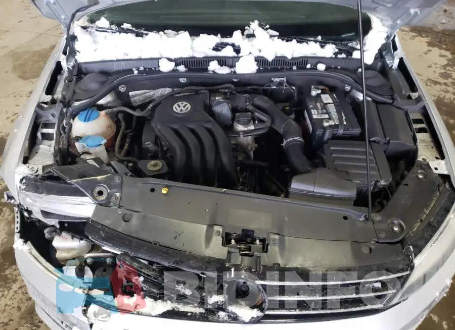 3VW2K7AJ3FM402178 Photo# 11
