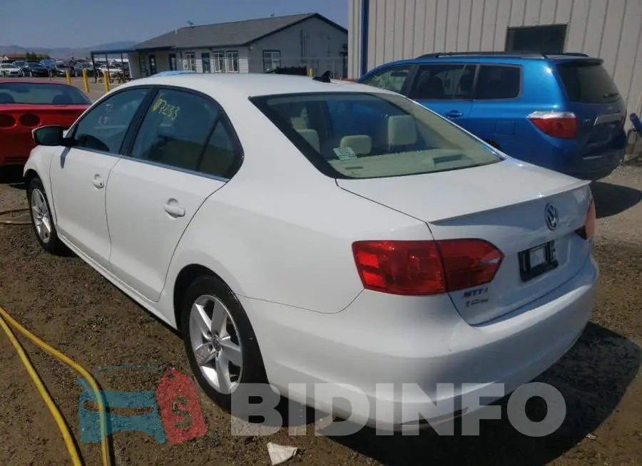 3VWLL7AJXEM425845 Photo# 3