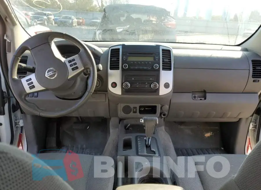 1N6BD0CT4GN755150 Photo# 8