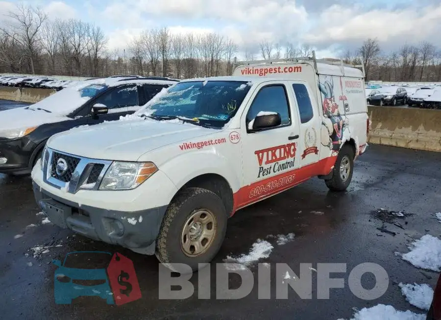 1N6BD0CT9FN757376 Photo# 1