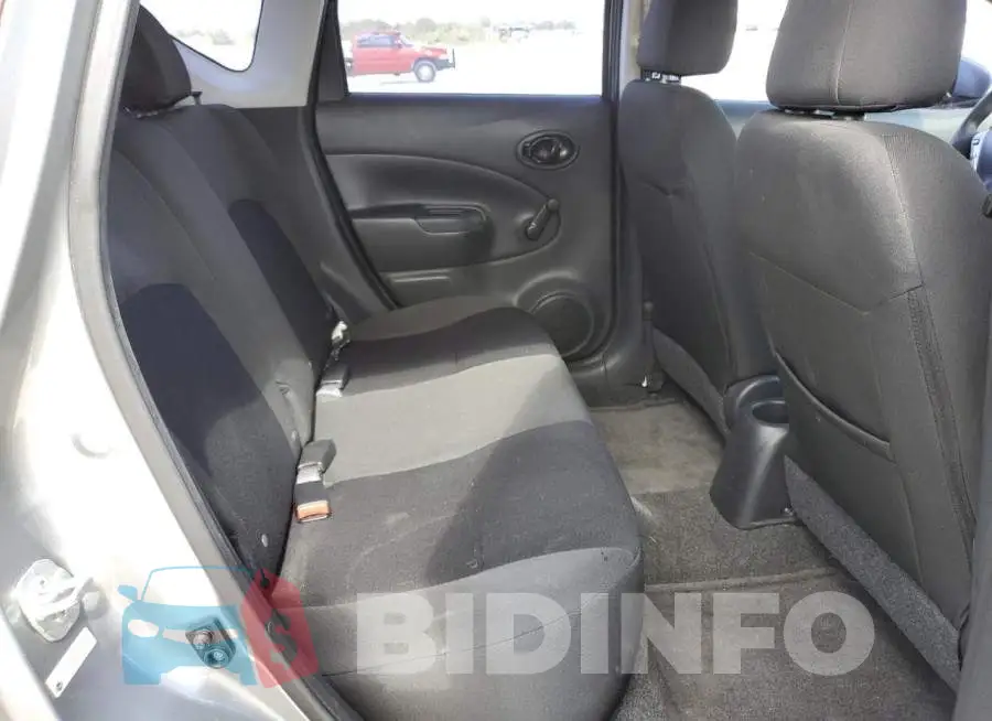 3N1CE2CP5FL425764 Photo# 10