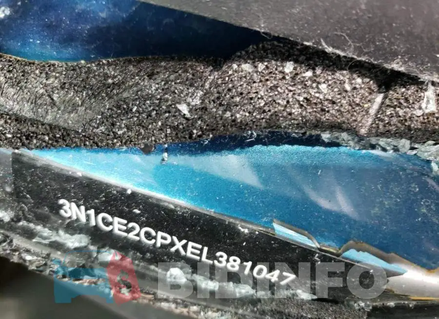 3N1CE2CPXEL381047 Photo# 12