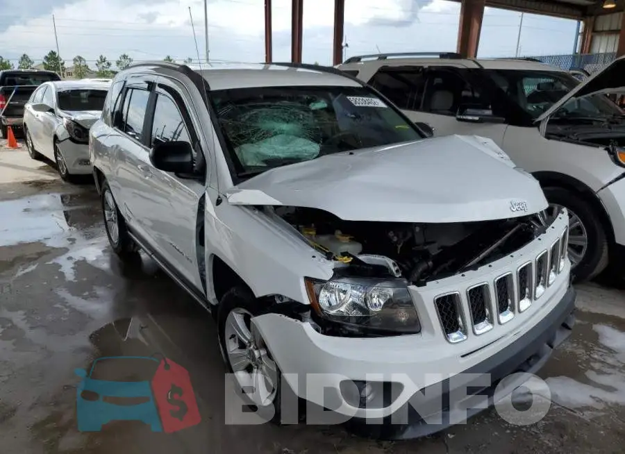 1C4NJCBA6HD123963 Photo# 1