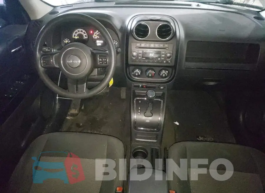 1C4NJPBAXGD604255 Photo# 8