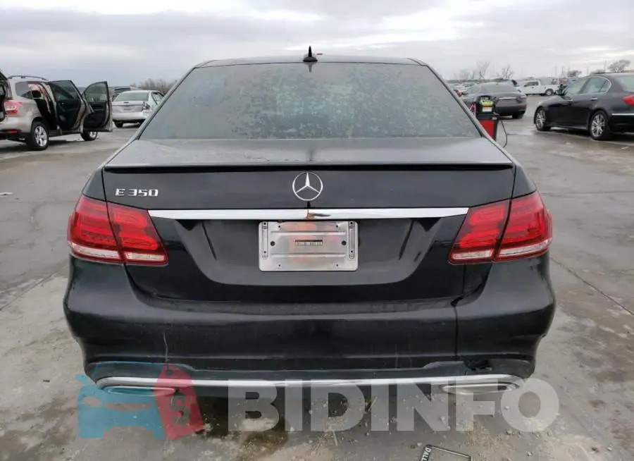 WDDHF5KB4FB111084 Photo# 6
