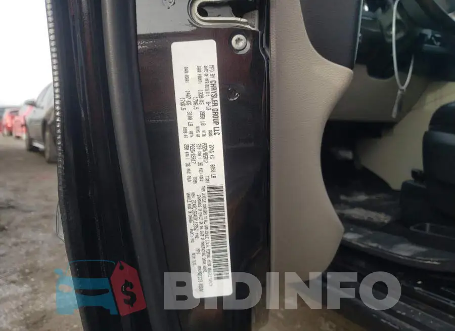 2C4RC1GG4ER112952 Photo# 13