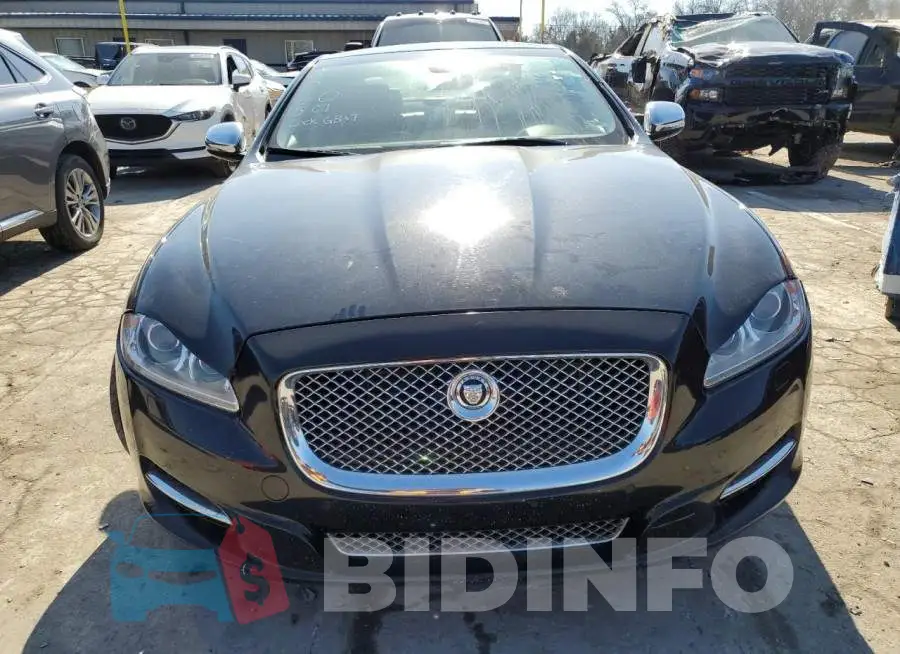 SAJWJ2GDXE8V70755 Photo# 5