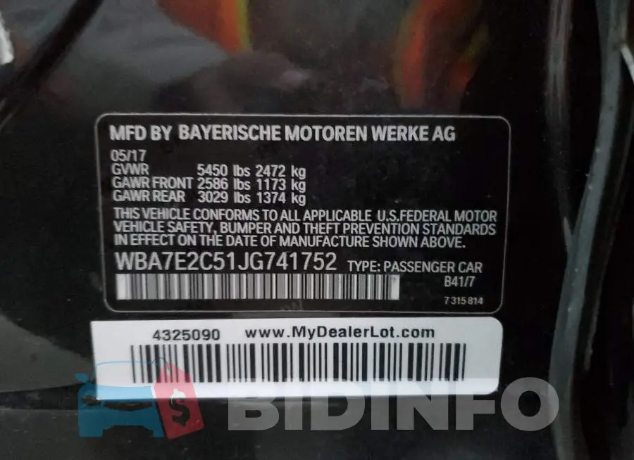 WBA7E2C51JG741752 Photo# 12