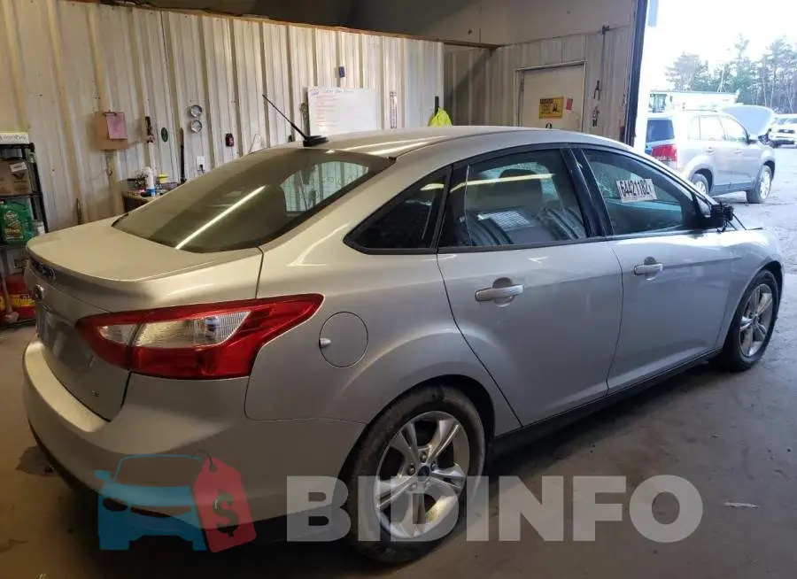 1FADP3F27EL215006 Photo# 4