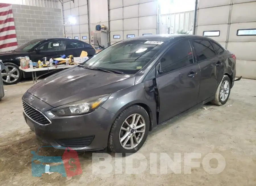 1FADP3F27GL201917 Photo# 1