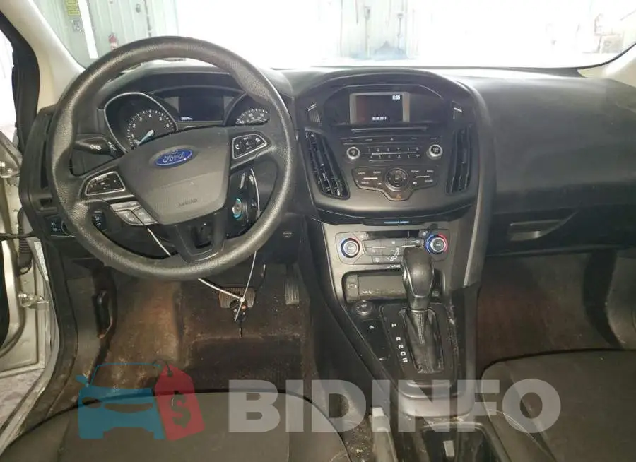 1FADP3FE7HL301351 Photo# 8