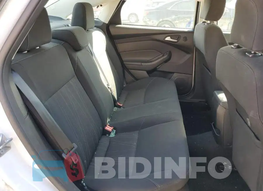 1FADP3H26HL250511 Photo# 6