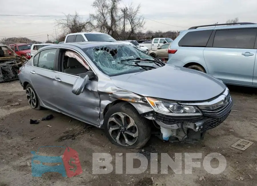 1HGCR2F82HA295895 Photo# 4