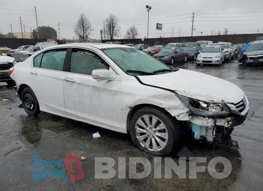 1HGCR2F87EA300472 Photo# 4
