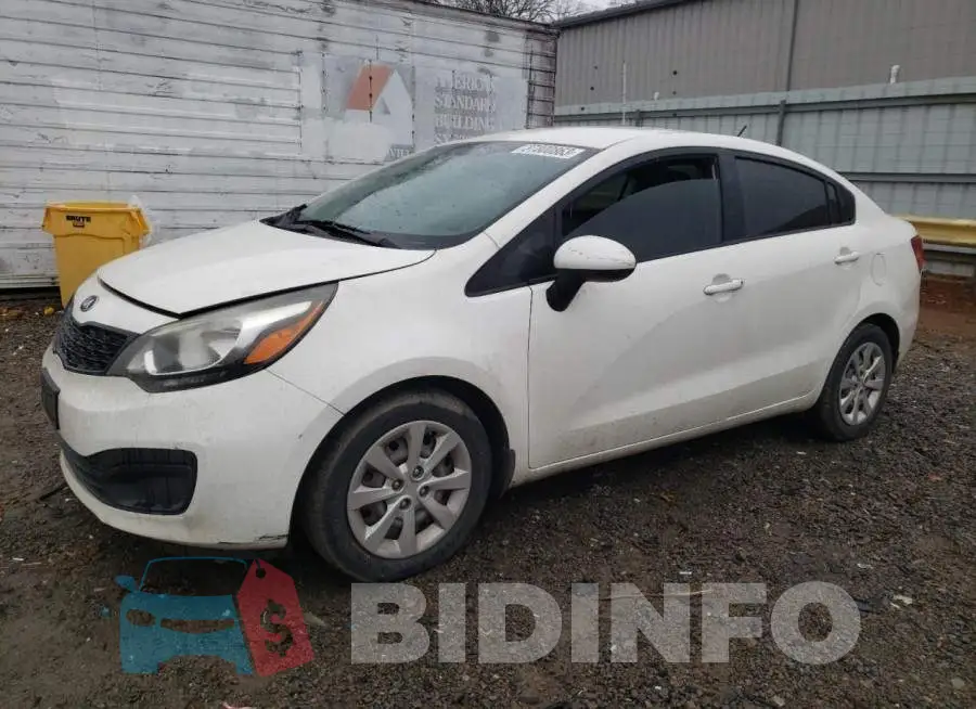 KNADM4A36F6427305 Photo# 1