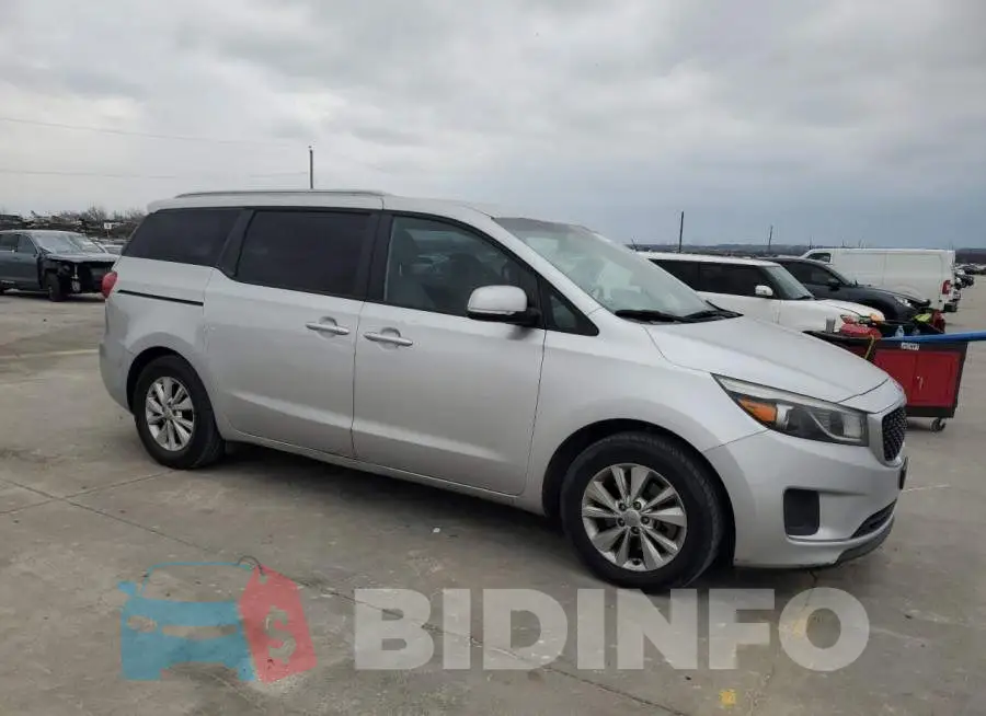 KNDMB5C18F6042077 Photo# 4