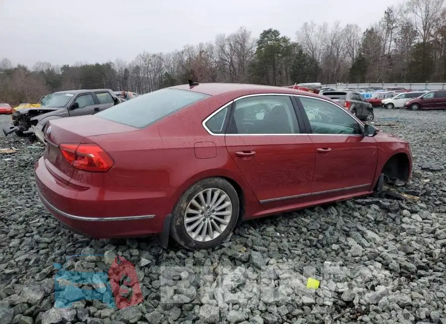 1VWBS7A32GC061358 Photo# 3