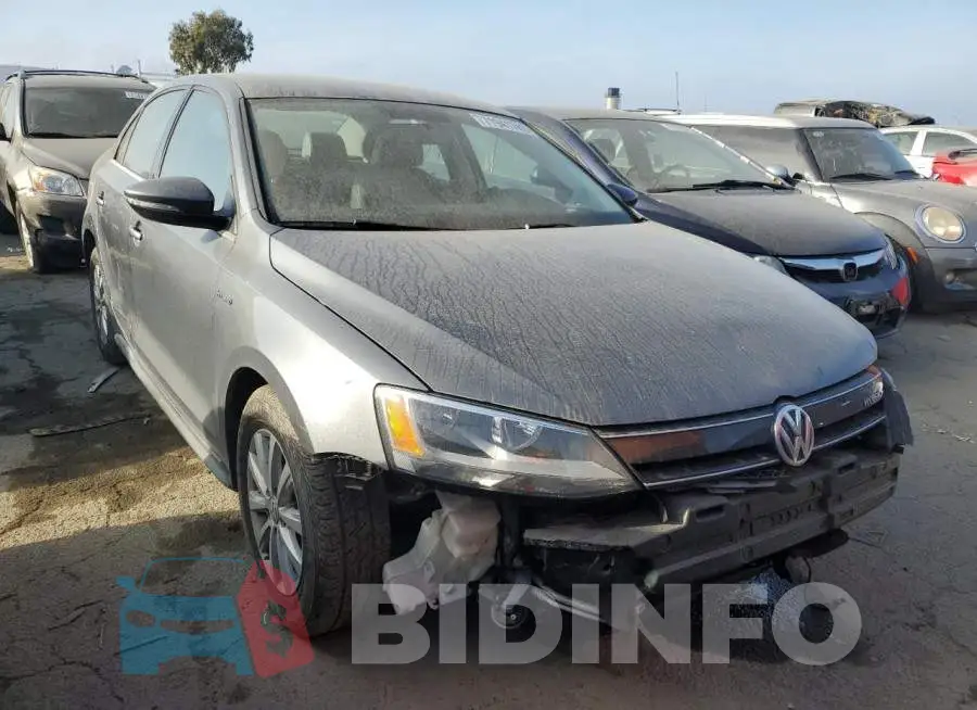 3VW637AJ9EM212074 Photo# 4