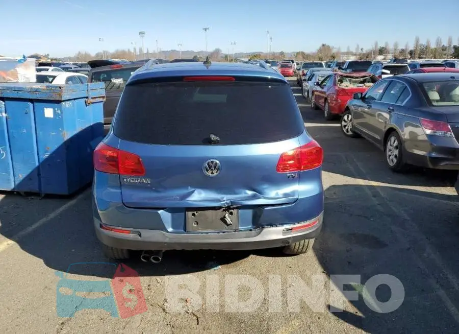 WVGRV7AX7HW507821 Photo# 6