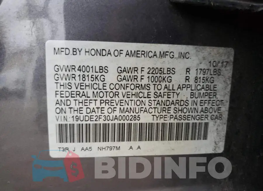 19UDE2F30JA000285 Photo# 13
