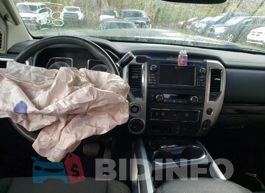 1N6AA1C47JN503046 Photo# 8