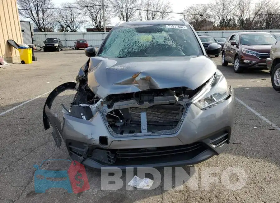 3N1CP5CU4JL542150 Photo# 5