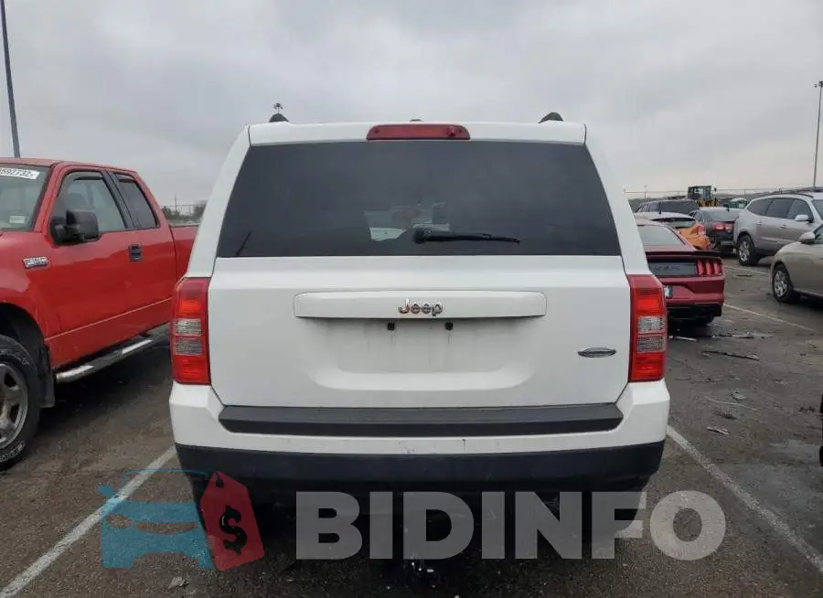 1C4NJPFB9ED509749 Photo# 6