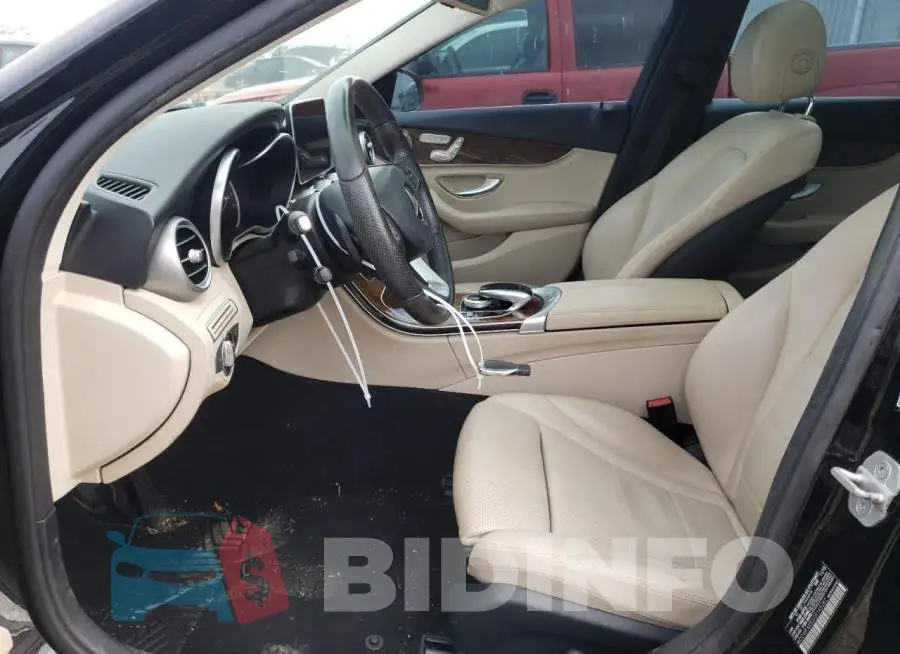 WDDWF4KBXGR145282 Photo# 7
