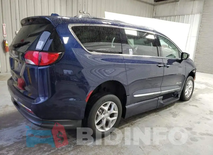 2C4RC1EG0LR232294 Photo# 3