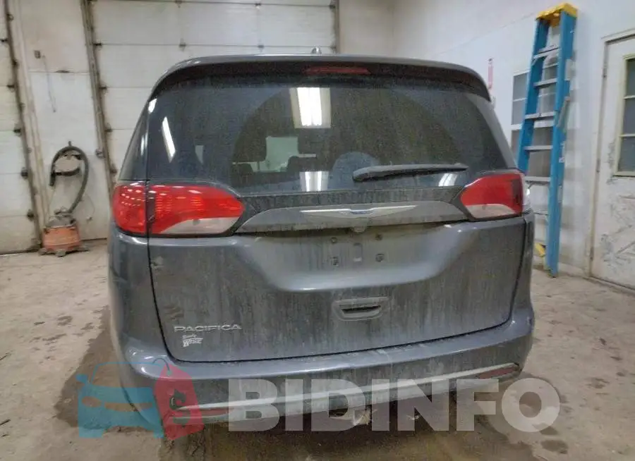 2C4RC1EG7JR294515 Photo# 6